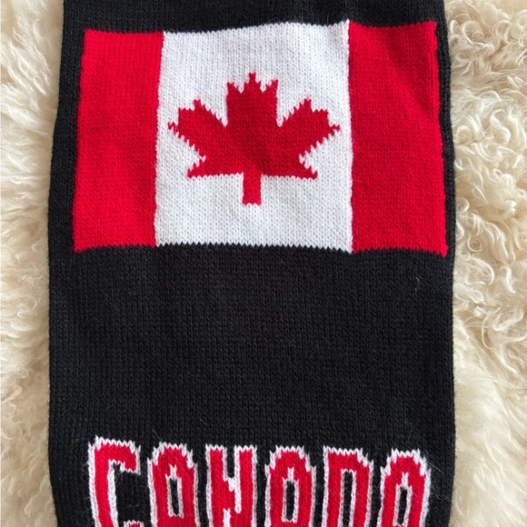 UNISEX SCARF, CANADA 55” length - Picture 3 of 7